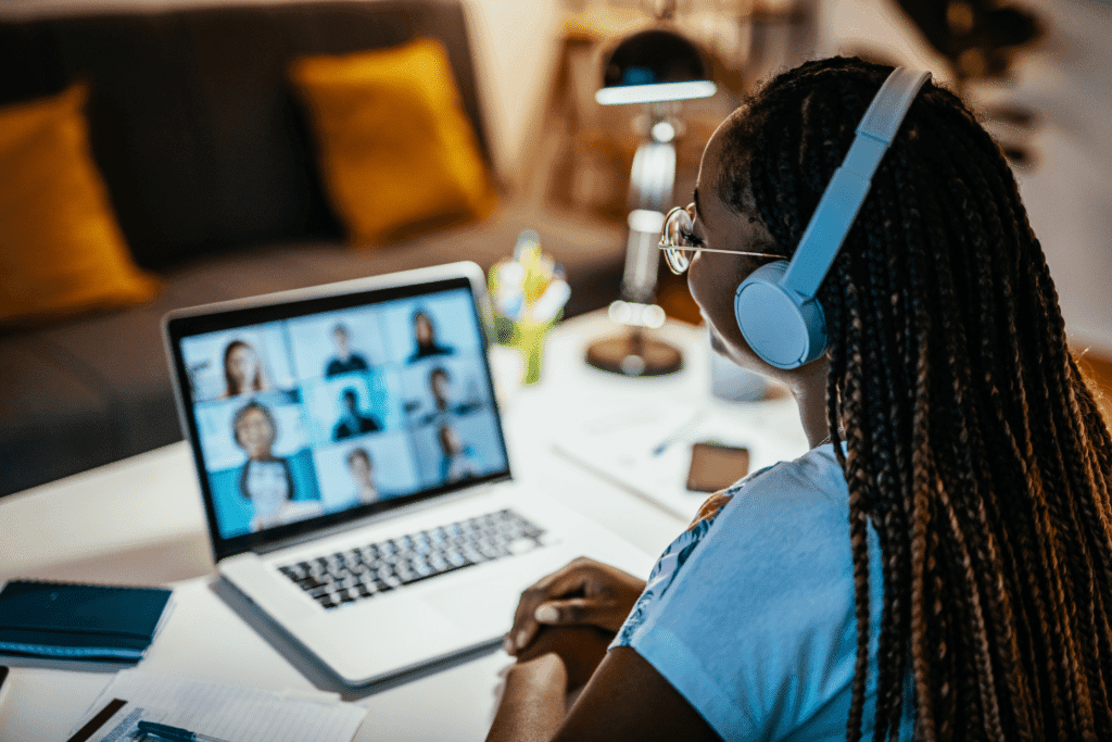 Há como aprender inglês gratuitamente? Conheça seus recursos